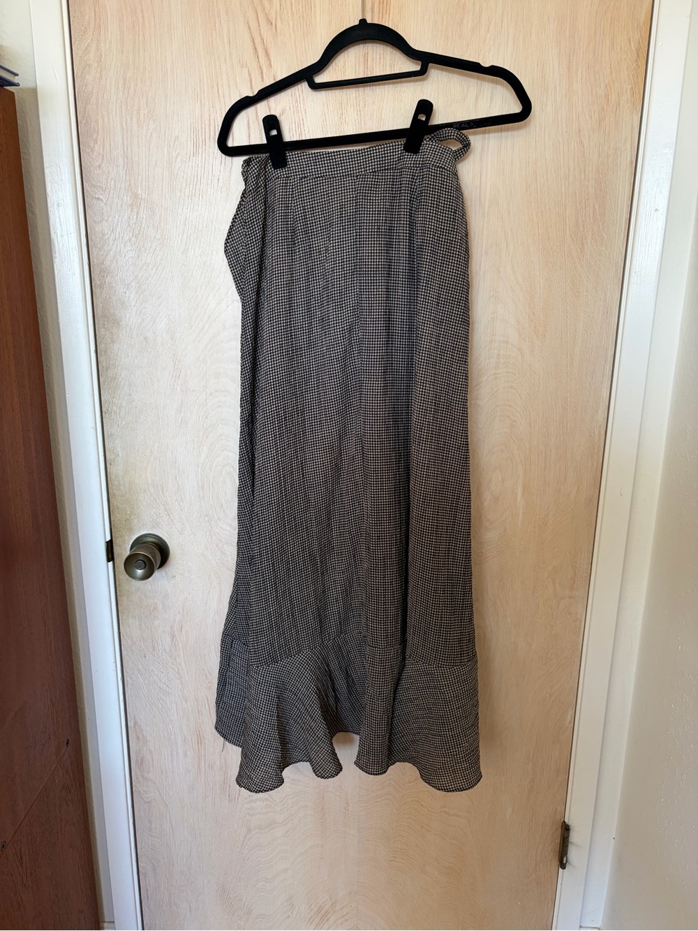Mod Ref Black and Beige Gingham Ruffle Maxi Wrap Skirt - Picture 2 of 5